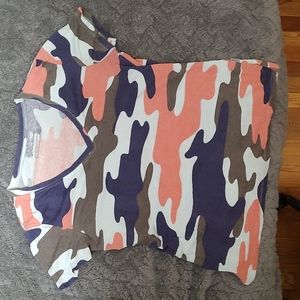 Eddie Bauer t-shirt